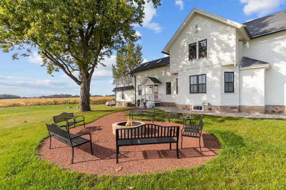 Highland Farmhouse - Image 1