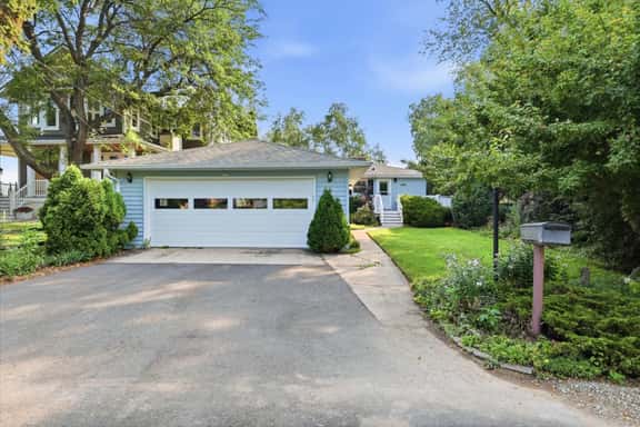 Grandma's Cottage - Image 1