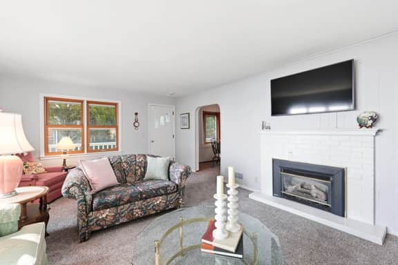 Grandma's Cottage - Image 3